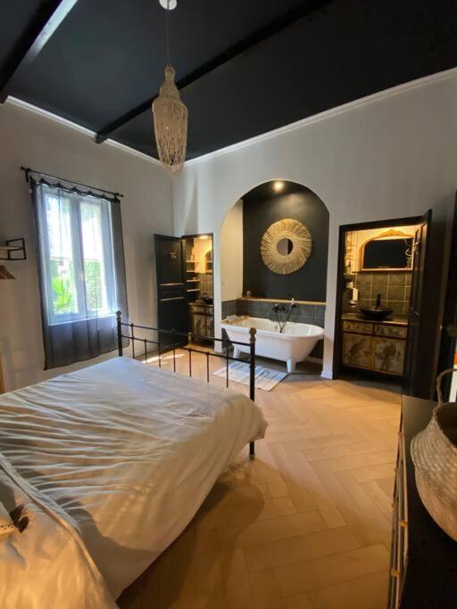 Maillane Merveilleuse Maison De Village מראה חיצוני תמונה